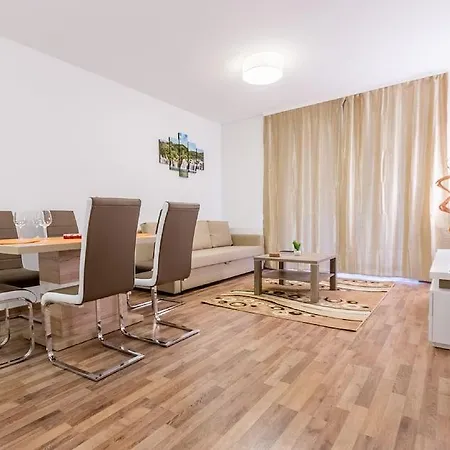 Hotel Corvin 3*